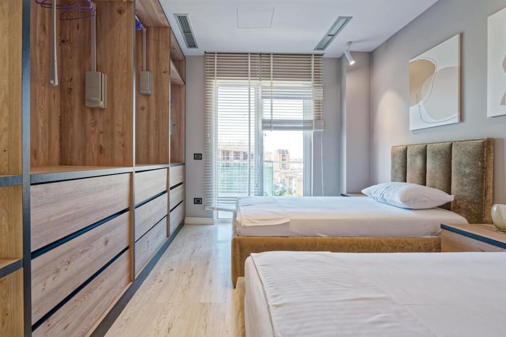 Luxurious Central Apartment *
